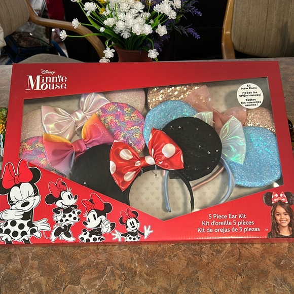 Disney Minnie Mouse set of 5 all new ears - Picture 1 of 11